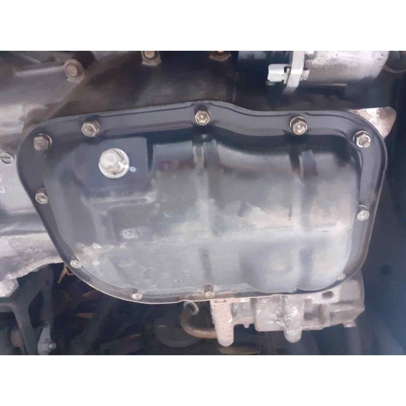 Recambio de carter para toyota auris hybrid active referencia OEM IAM - Negro 2