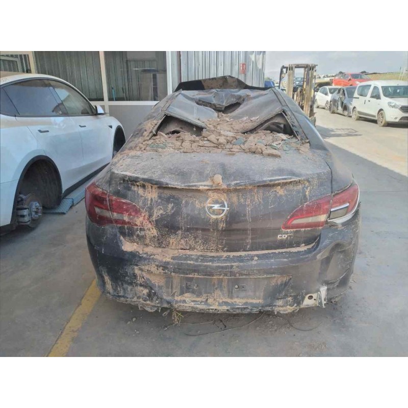 opel astra j lim. 4türig del año 2014