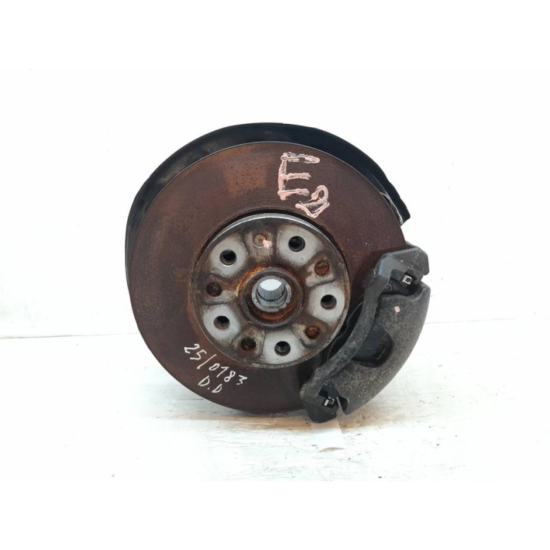 Recambio de mangueta delantera derecha para audi a3 sportback (8va) attraction referencia OEM IAM - Blanco 3