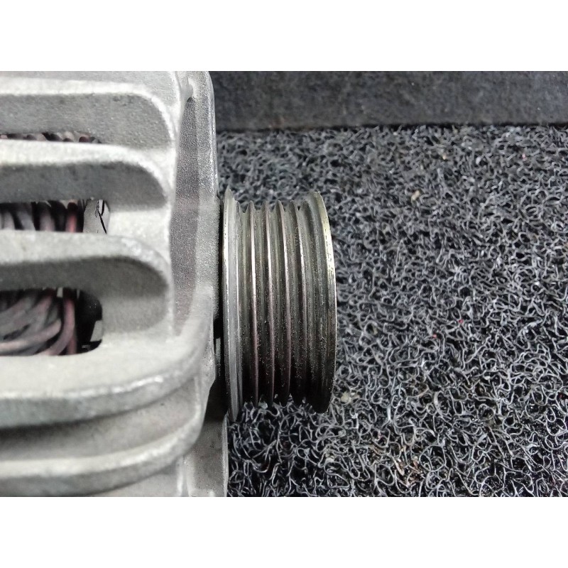 Recambio de alternador para fiat punto berlina (188) 1.2 cat referencia OEM IAM 63321775  MAGNETI MARELLI 4