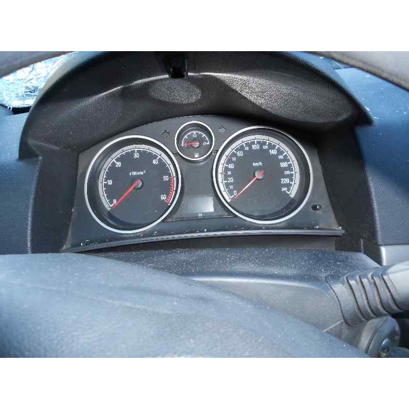 opel astra h berlina del año 2005