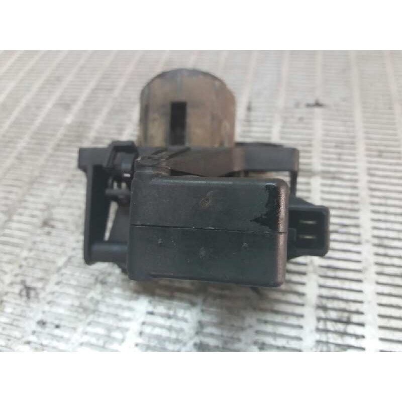 Recambio de bombin porton trasero para citroën saxo 1.5 diesel referencia OEM IAM - Gris 3