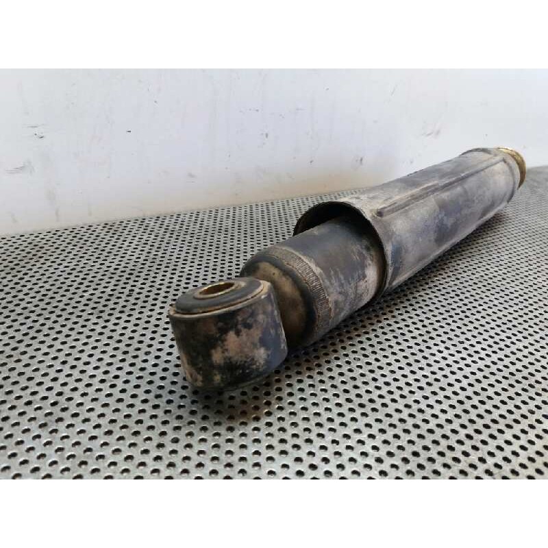 Recambio de amortiguador trasero izquierdo para renault trafic (desde 5.89) t 1100 referencia OEM IAM 2