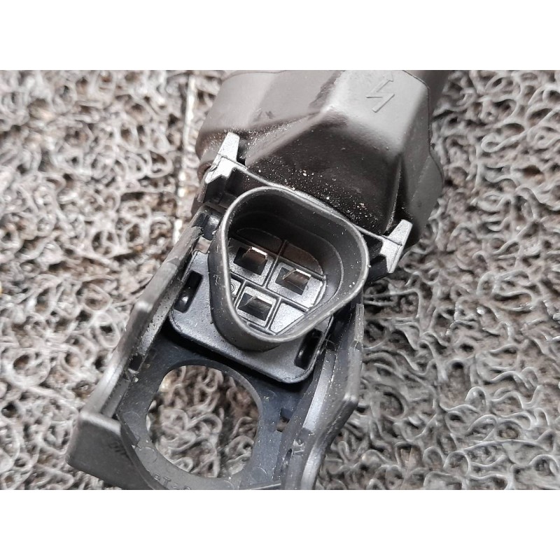 Recambio de bobina encendido para peugeot 308 sport referencia OEM IAM E2019102143 0046152318 BERU 3