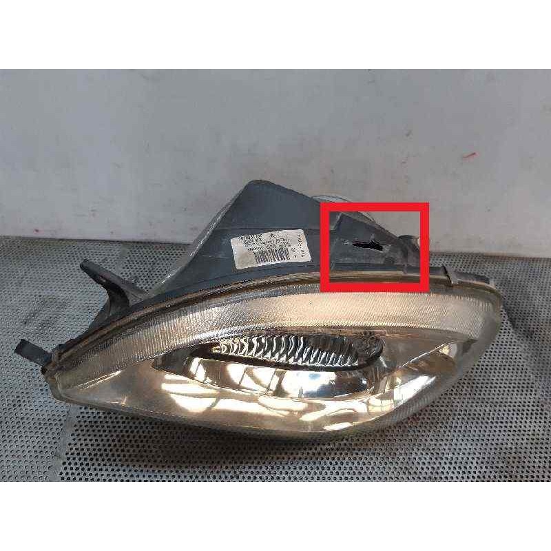 Recambio de faro izquierdo para citroën saxo 1.4 sx referencia OEM IAM 4