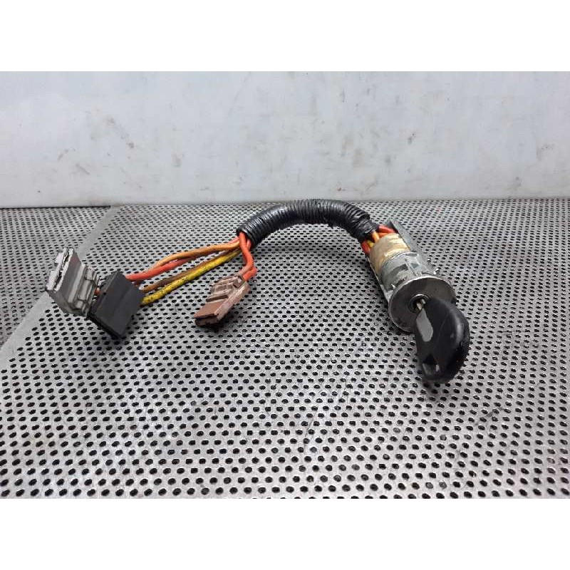 Recambio de antirrobo / llave contacto para peugeot expert kombi confort acristaldo (5 asientos) referencia OEM IAM VALEO  