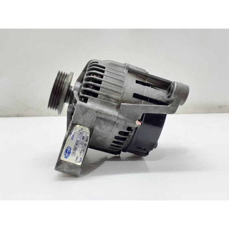 Recambio de alternador para fiat punto berl. (176) 1.1 referencia OEM IAM 63321600  MAGNETI MARELLI