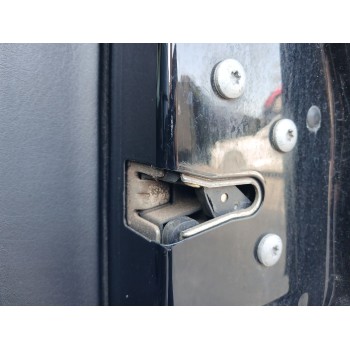 CERRADURA PUERTA DELANTERA DERECHA 