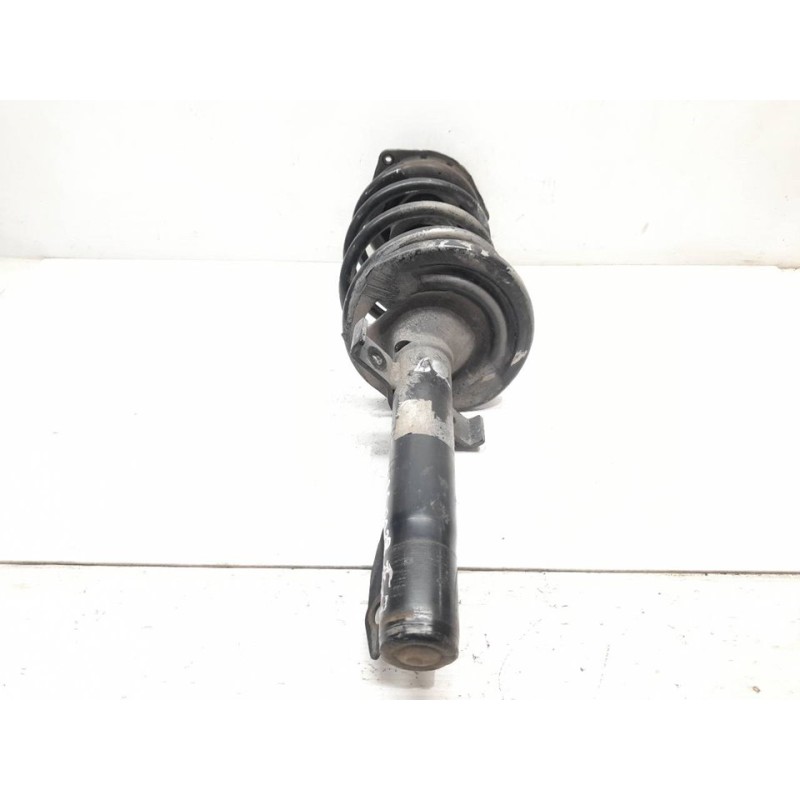Recambio de amortiguador delantero derecho para renault scenic ii confort dynamique referencia OEM IAM 8200459902A  
