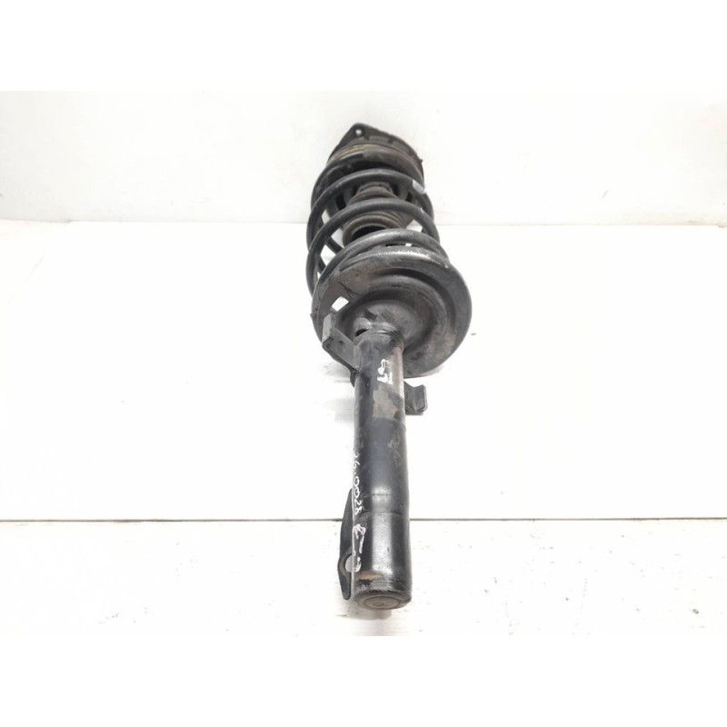 Recambio de amortiguador delantero izquierdo para renault scenic ii confort dynamique referencia OEM IAM 8200459902A  
