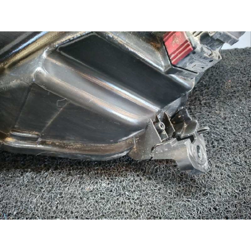 Recambio de faro derecho para opel astra h berlina cosmo referencia OEM IAM 5