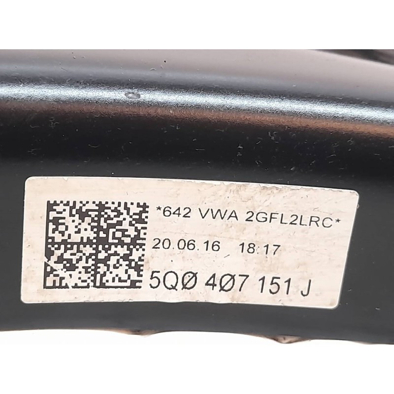 Recambio de brazo suspension delantero izquierdo para audi a3 sportback (8va) attraction referencia OEM IAM 5Q0407151J - Blanco 3