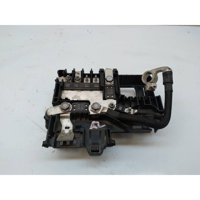 Recambio de caja reles / fusibles para opel corsa e business referencia OEM IAM 13491093  