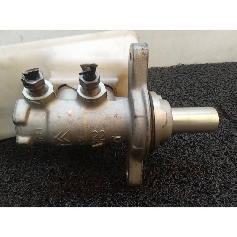 Recambio de bomba freno para peugeot 208 style referencia OEM IAM 25823C640 4
