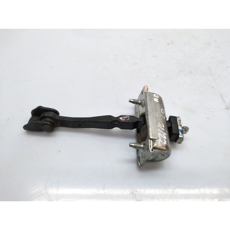 Recambio de retenedor puerta delantera derecha para opel corsa e business referencia OEM IAM 13242975  