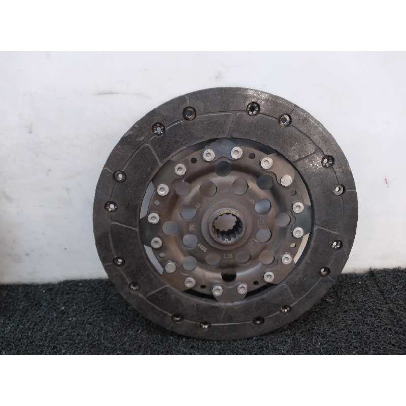 Recambio de kit embrague para opel astra h berlina cosmo referencia OEM IAM 9223228 2