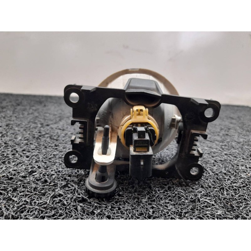 Recambio de faro antiniebla derecho para peugeot 3008 active referencia OEM IAM - Negro 2