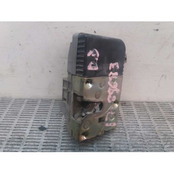 CERRADURA PUERTA DELANTERA DERECHA 