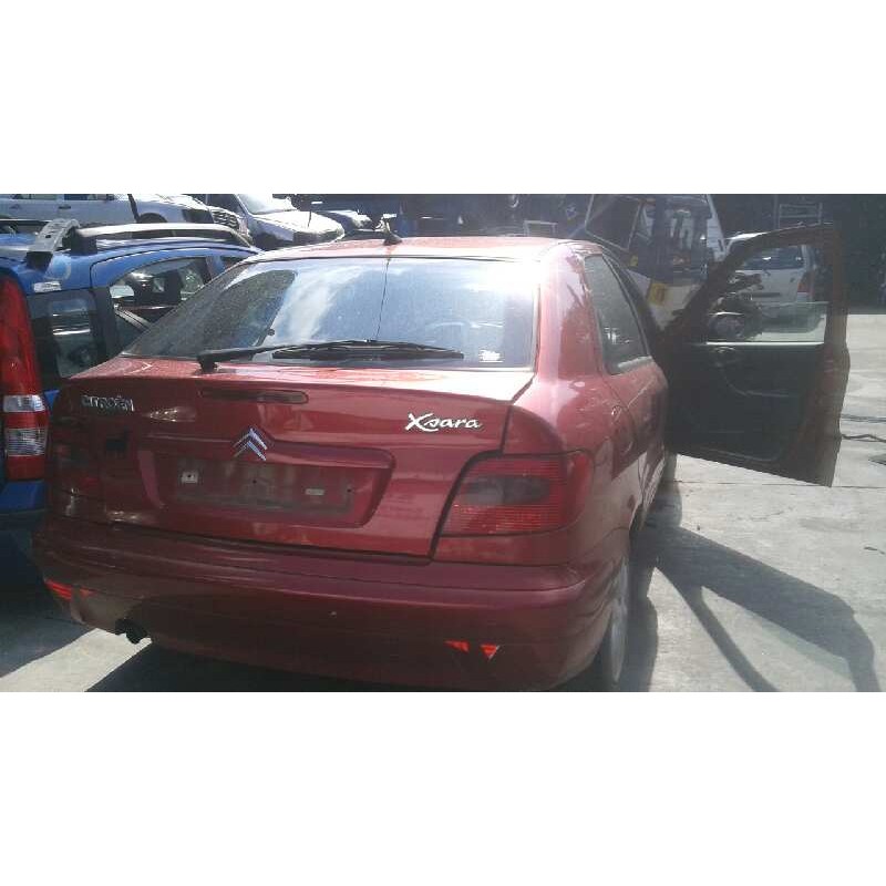 citroën xsara berlina del año 2001
