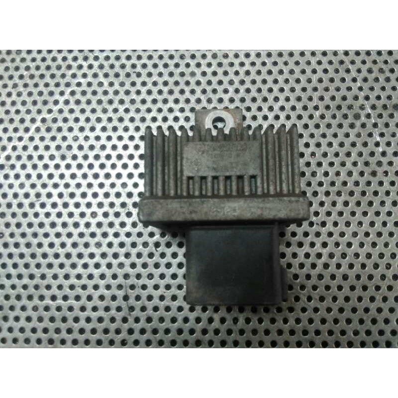 Recambio de caja precalentamiento para opel vivaro furgón 2.7t corto referencia OEM IAM 7700115078  