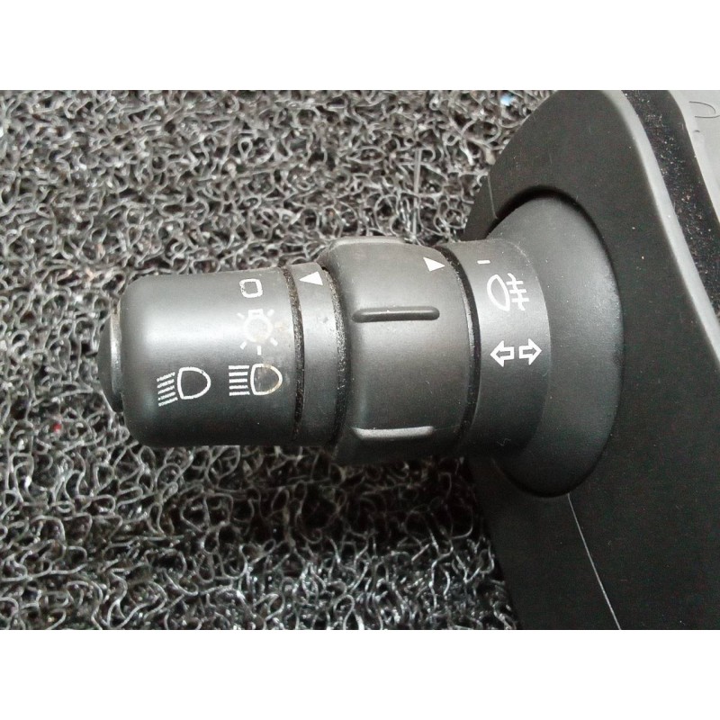 Recambio de mando luces para renault clio iii pack dynamique referencia OEM IAM 88102001026 - Blanco 3