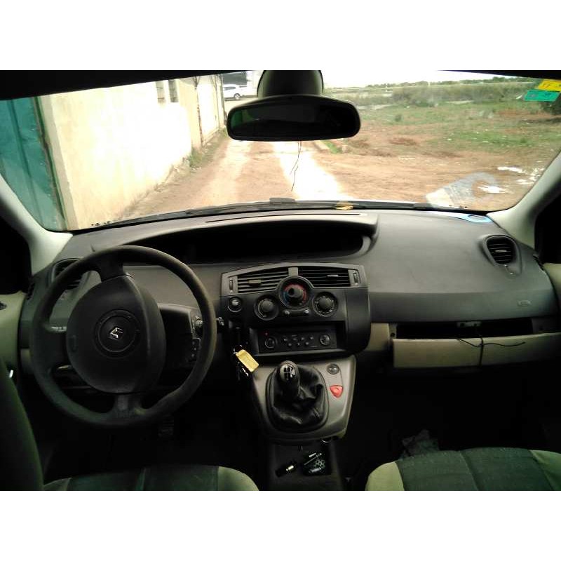 renault scenic ii del año 2004