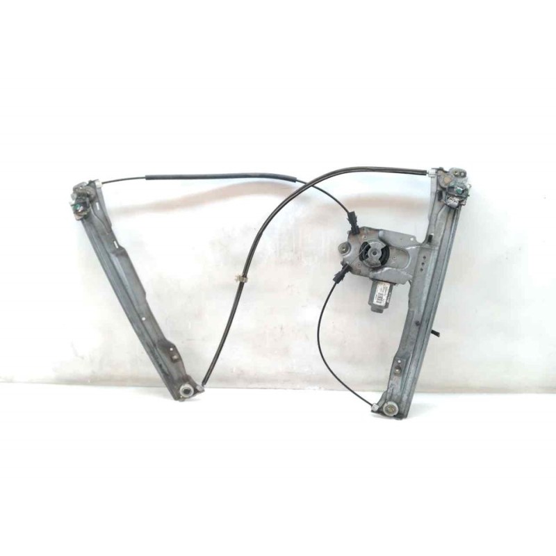 Recambio de elevalunas delantero derecho para renault clio iii pack dynamique referencia OEM IAM 400857 - Blanco 2