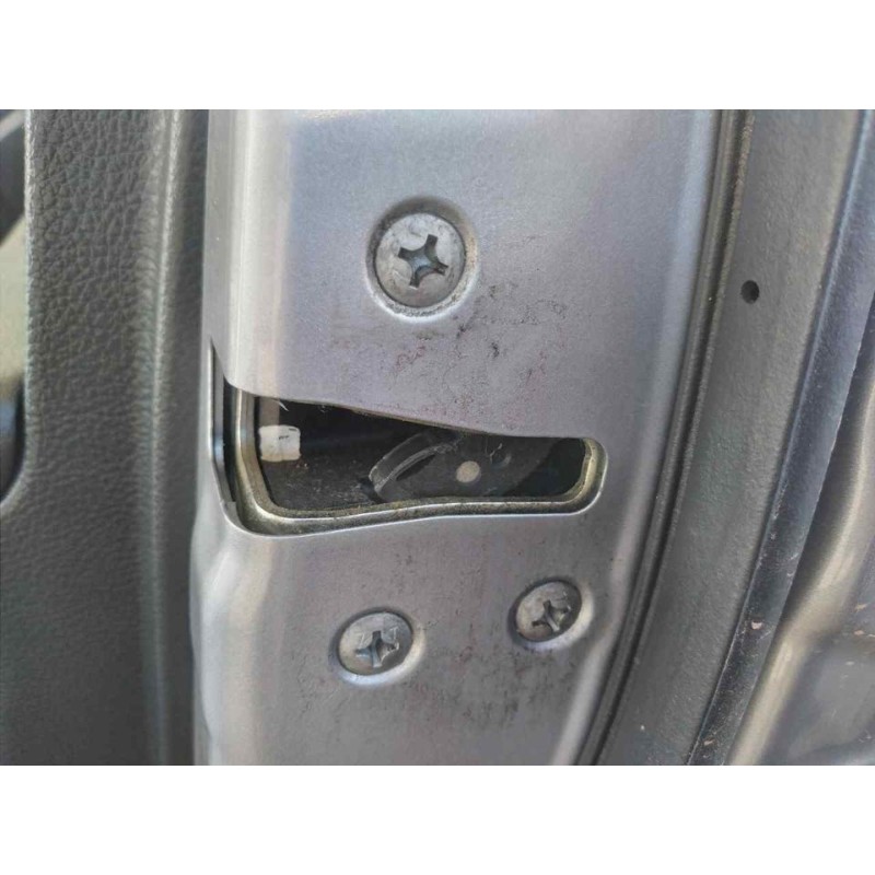 Recambio de cerradura puerta delantera derecha para subaru xv executive referencia OEM IAM   