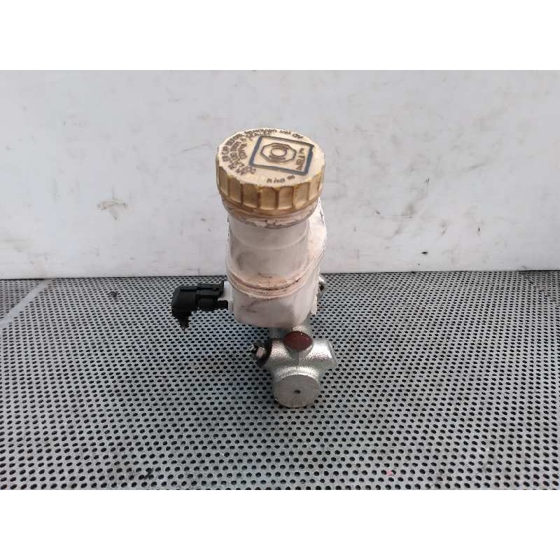 Recambio de bomba freno para fiat panda (169) 1.2 cat referencia OEM IAM - Azul 4