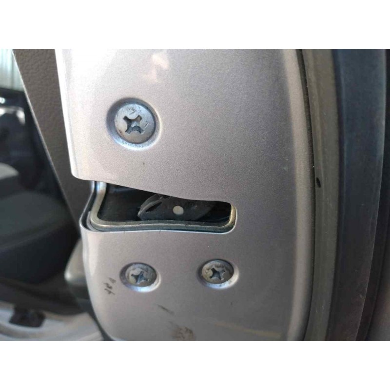 Recambio de cerradura puerta trasera derecha para subaru xv executive referencia OEM IAM   