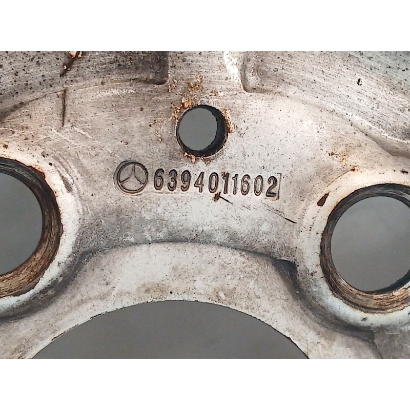 Recambio de llanta para mercedes-benz vito caja cerrada 6.03  109 cdi compacto (639.601) referencia OEM IAM 6394011602 - Blanco 2