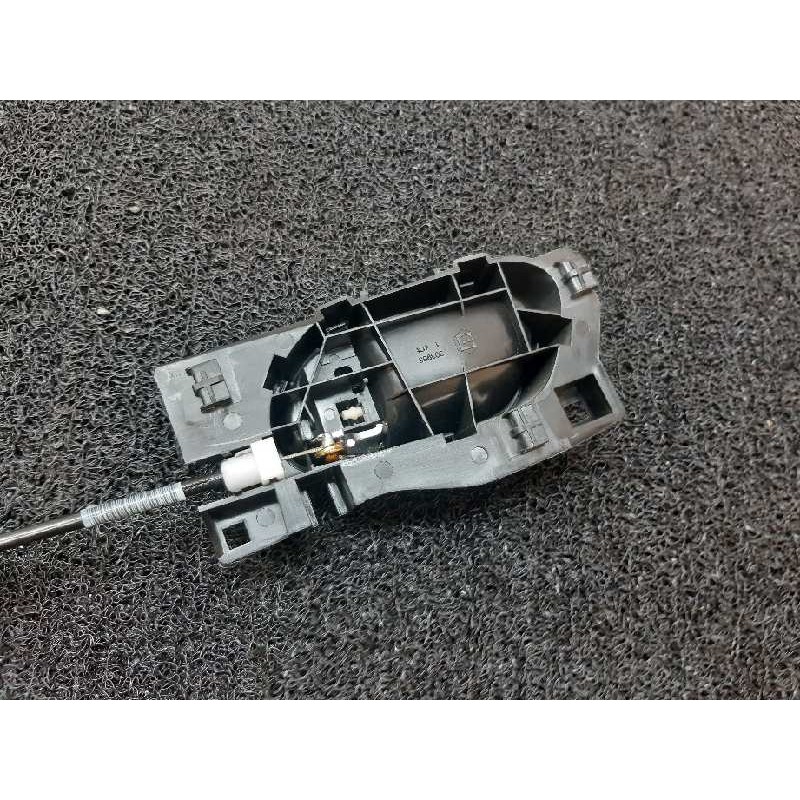 Recambio de cerradura puerta trasera derecha para peugeot 208 style referencia OEM IAM 3
