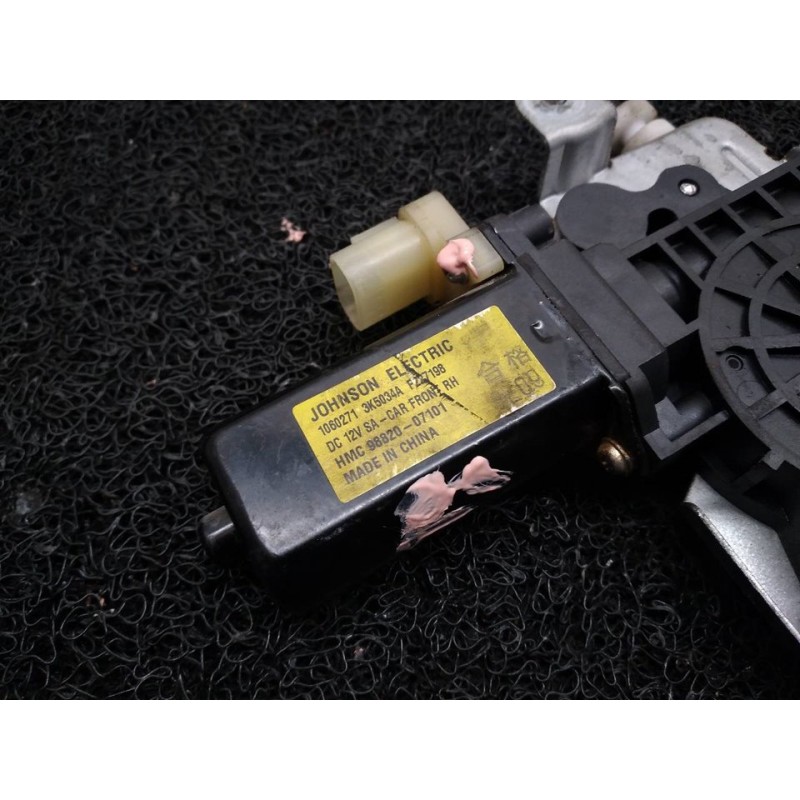 Recambio de elevalunas delantero derecho para kia picanto 1.1 emotion referencia OEM IAM 9882007101 2