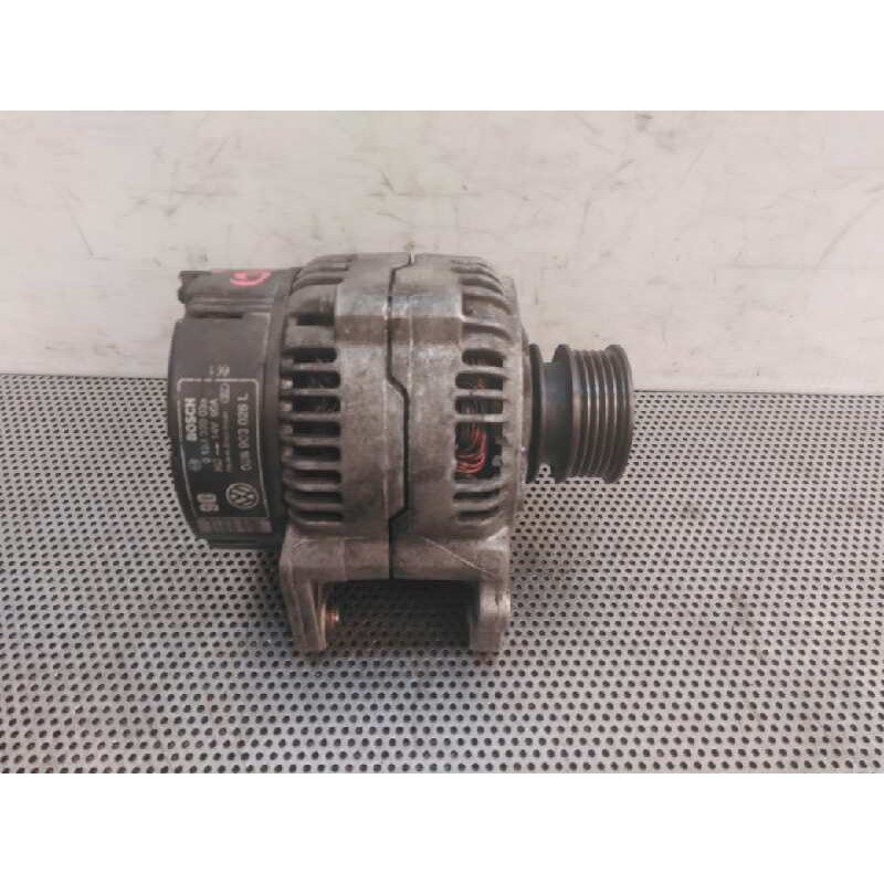 Recambio de alternador para volkswagen polo berlina (6n1) 1.9 diesel referencia OEM IAM 0123320033 028903028L BOSCH 5