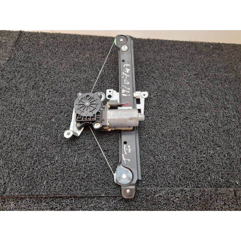 Recambio de elevalunas trasero izquierdo para volvo s60 berlina 2.4 d referencia OEM IAM 119971XXX  BROSE