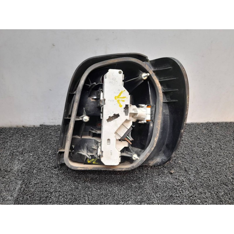 Recambio de piloto trasero izquierdo para volkswagen polo berlina (6n1) concept referencia OEM IAM - Blanco 2
