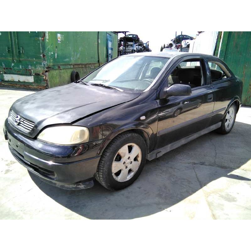 opel astra g berlina del año 2001