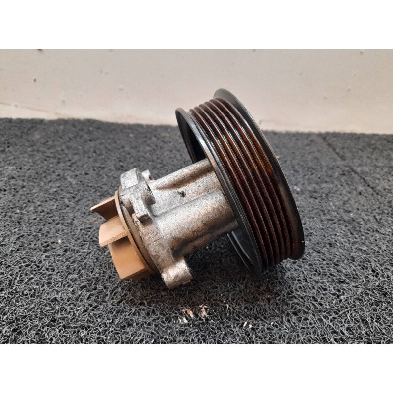 Recambio de bomba agua para fiat doblo active referencia OEM IAM 46815125 C888 