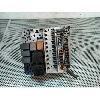 CAJA RELES / FUSIBLES A878 46841645 