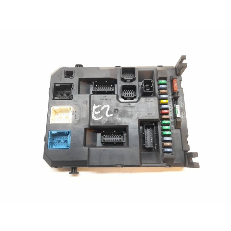 Recambio de caja reles / fusibles para citroën c3 tonic referencia OEM IAM 9666952280  