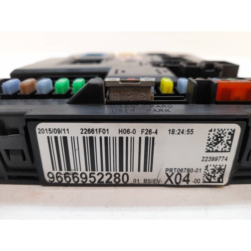 Recambio de caja reles / fusibles para citroën c3 tonic referencia OEM IAM 9666952280 - Azul 3