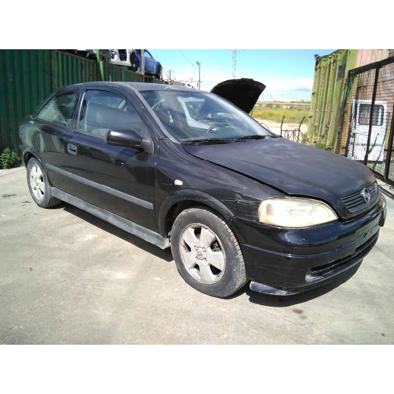 opel astra g berlina del año 2001