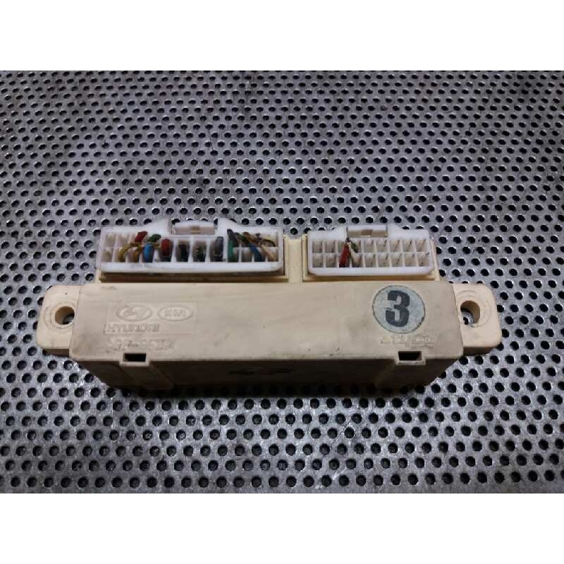 Recambio de caja reles / fusibles para hyundai i30 1.6 crdi cat referencia OEM IAM 919402H130 - Negro 2