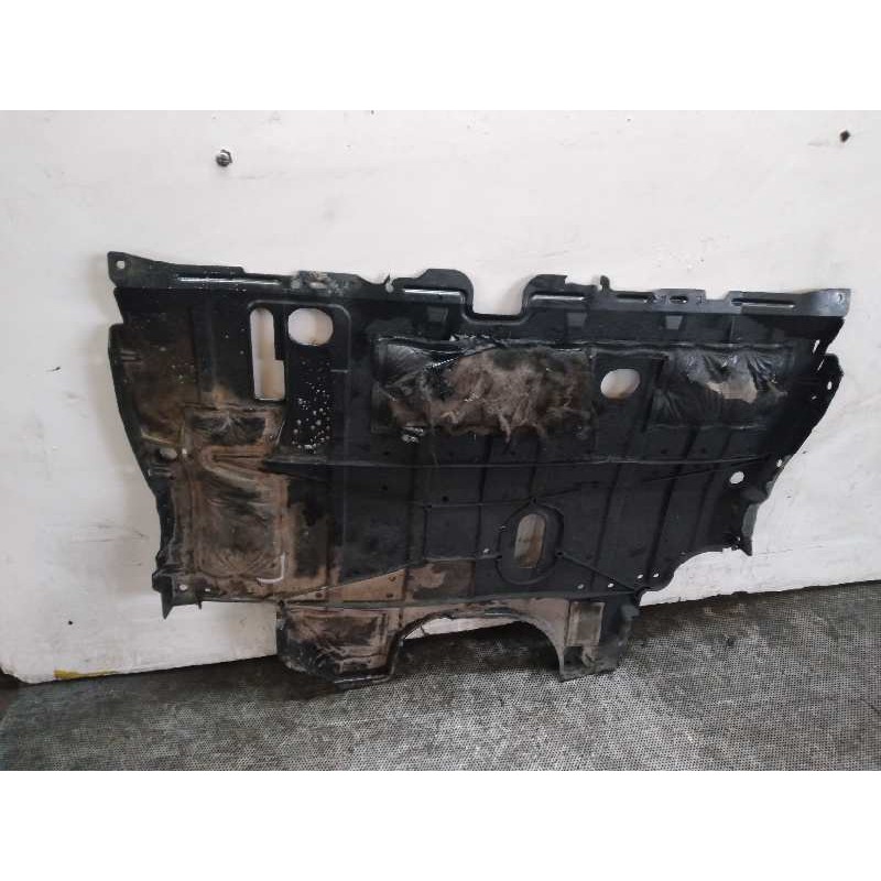 Recambio de cubrecarter para fiat doblo emotion referencia OEM IAM - Blanco 2