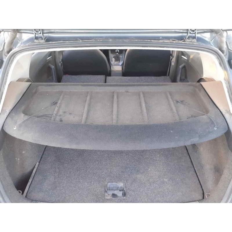 Recambio de bandeja trasera para seat arona style referencia OEM IAM   