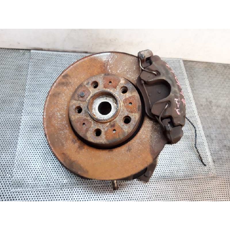 Recambio de mangueta delantera derecha para volvo s60 berlina 2.4 d referencia OEM IAM   