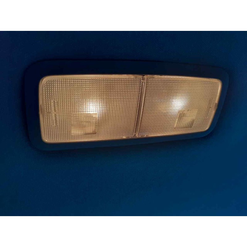 Recambio de luz interior para toyota auris hybrid active referencia OEM IAM - Negro 2