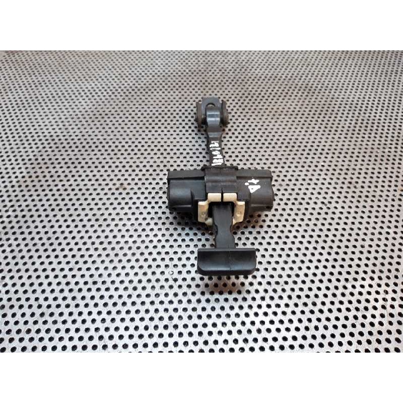 Recambio de retenedor puerta trasera derecha para renault clio iv authentique referencia OEM IAM 824307049R  