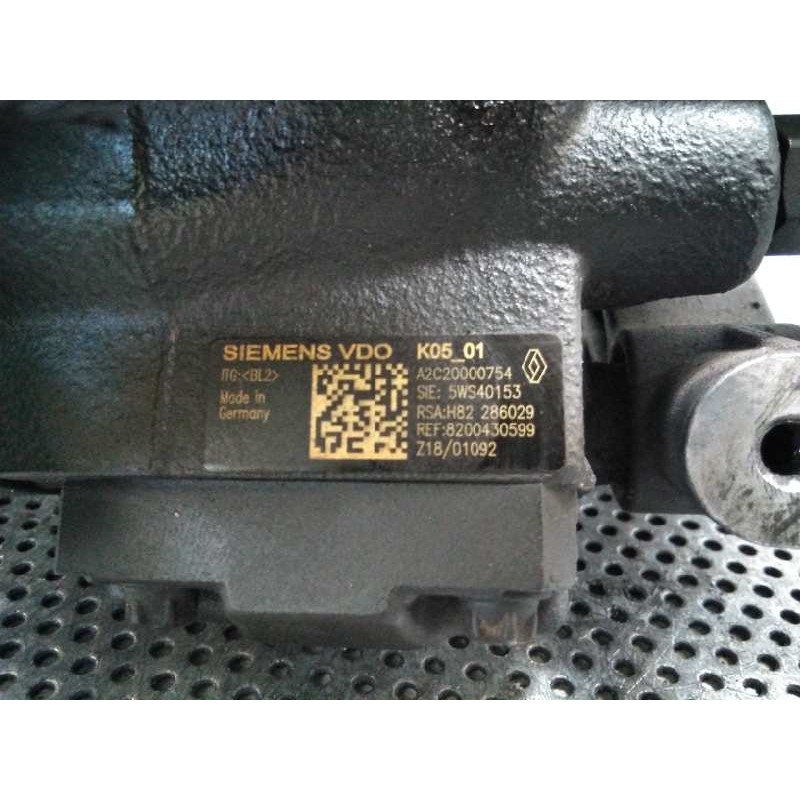 Recambio de bomba inyeccion para renault megane ii familiar dynamique referencia OEM IAM 5WS40153 8200430599 4