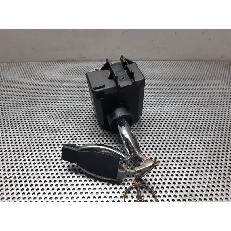 Recambio de antirrobo / llave contacto para mercedes-benz clase gla (w156) gla 180 (156.942) referencia OEM IAM A2469054602  